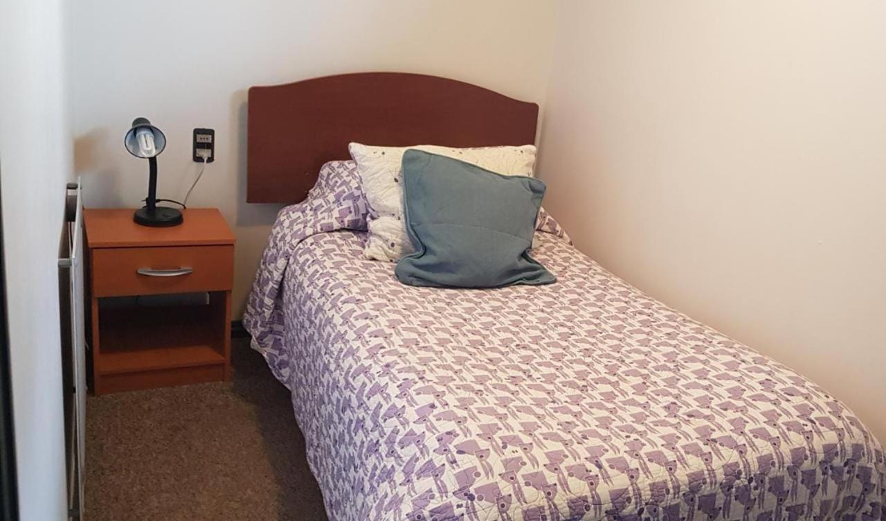 Hostal Centro Montt Темуко Экстерьер фото